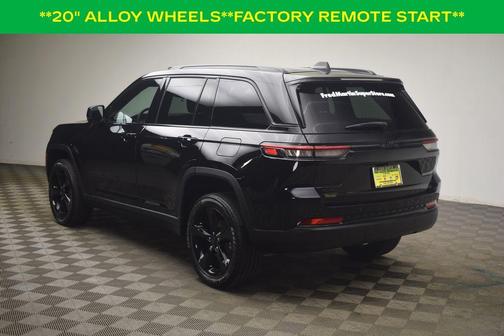 2024 Jeep Grand Cherokee Laredo