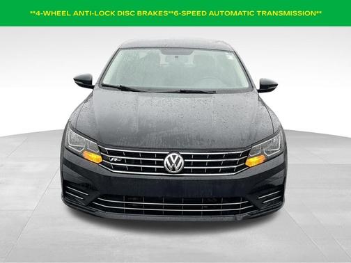 2018 Volkswagen Passat 2.0T R-Line