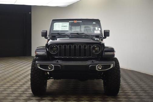 Black Clearcoat 2026 Jeep Gladiator Sport