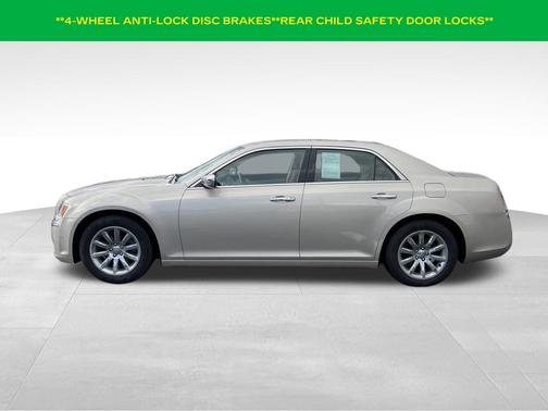 2012 Chrysler 300 Limited