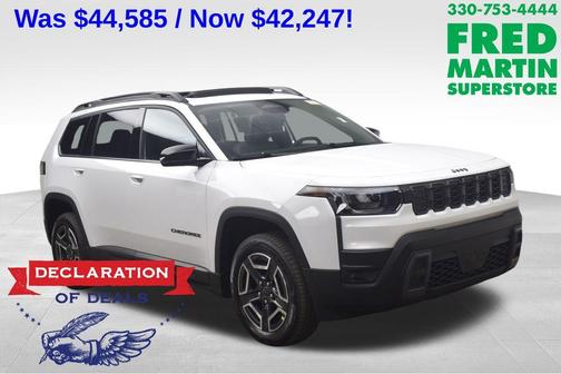 Bright White Clearcoat 2026 Jeep Cherokee LAREDO/LIMITED