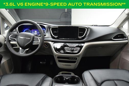 Diamond Black 2024 Chrysler Pacifica Touring-L