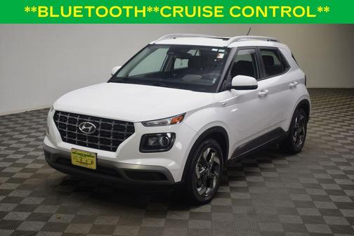 2023 Hyundai VENUE SEL