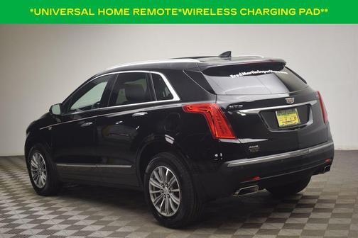 Stellar Black Metallic 2019 Cadillac XT5 Luxury