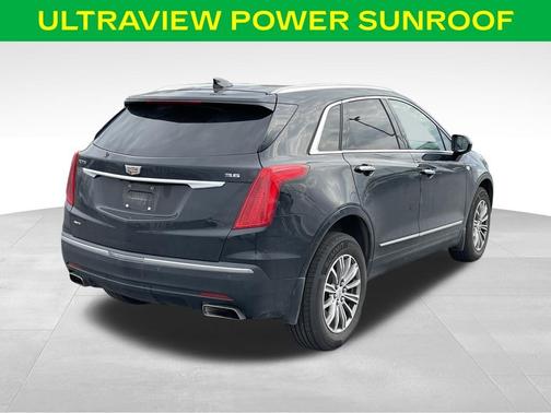 Stellar Black Metallic 2019 Cadillac XT5 Luxury