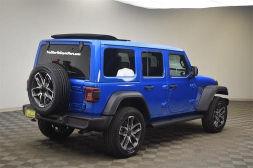 2025 Jeep Wrangler 4xe Sport