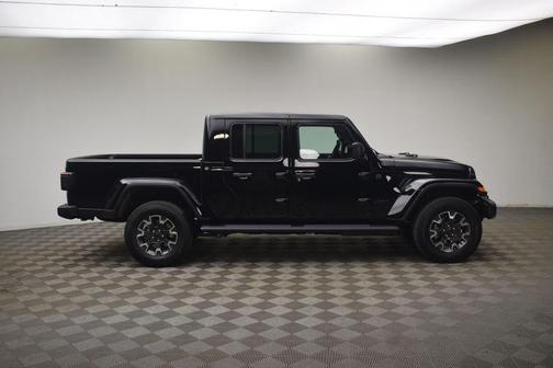 Black Clearcoat 2026 Jeep Gladiator Sport