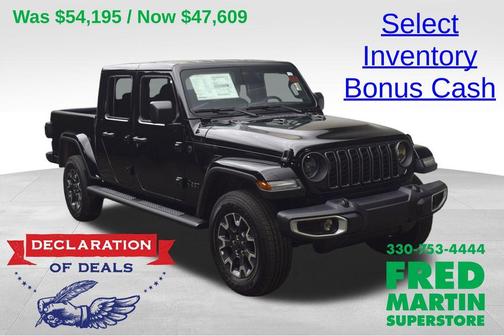 Black Clearcoat 2026 Jeep Gladiator Sport