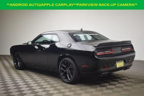 2022 Dodge Challenger SXT