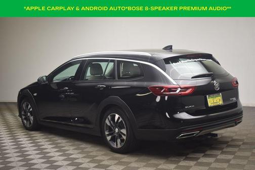 2018 Buick Regal TourX Essence