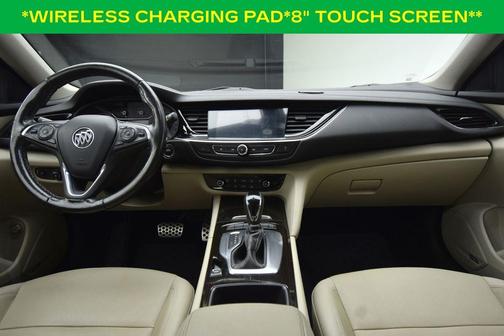 2018 Buick Regal TourX Essence