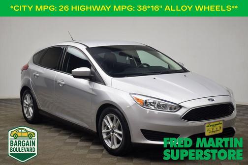 Ingot Silver 2018 Ford Focus SE