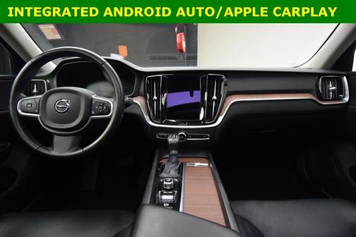2021 Volvo S60 T5 Momentum