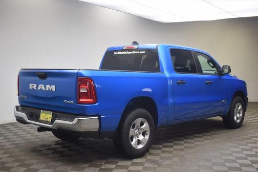 Hydro Blue Pearlcoat 2026 RAM 1500 Big Horn/Lone Star