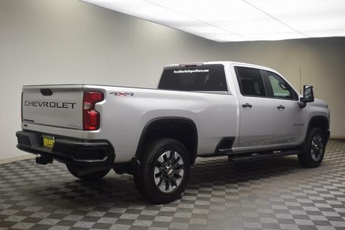 2021 Chevrolet Silverado 2500 Custom
