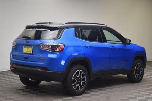 Hydro Blue Pearlcoat 2026 Jeep Compass Trailhawk