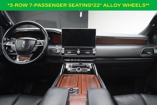 Black Metallic 2022 Lincoln Navigator Reserve