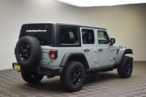 Earl Clearcoat 2026 Jeep Wrangler Sport