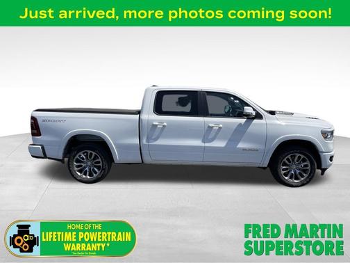 Bright White Clearcoat 2022 RAM 1500 Laramie