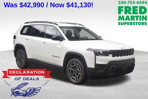 Bright White Clearcoat 2026 Jeep Cherokee LAREDO/LIMITED