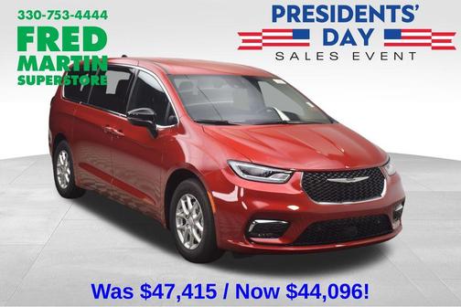 2026 Chrysler Pacifica Select