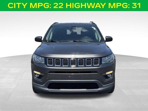 Granite Crystal Clearcoat Metallic 2020 Jeep Compass Latitude