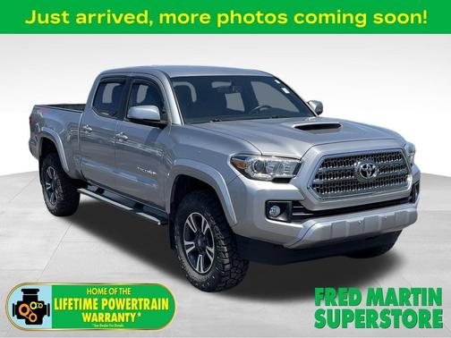 Silver Sky Metallic 2017 Toyota Tacoma TRD Sport