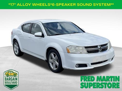 Bright White Clearcoat 2013 Dodge Avenger SXT
