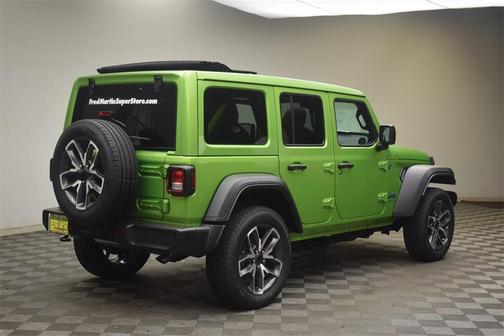 2025 Jeep Wrangler 4xe Sport