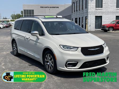 2021 Chrysler Pacifica Hybrid Pinnacle