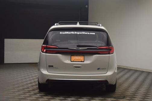 2021 Chrysler Pacifica Hybrid Pinnacle
