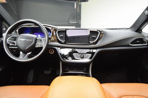 2021 Chrysler Pacifica Hybrid Pinnacle