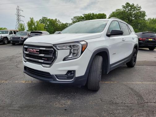 2023 GMC Terrain AT4