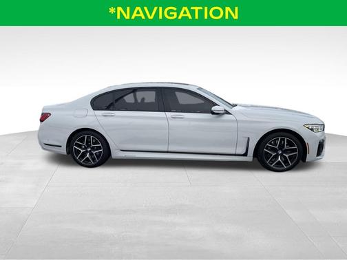 2021 BMW 750 i xDrive