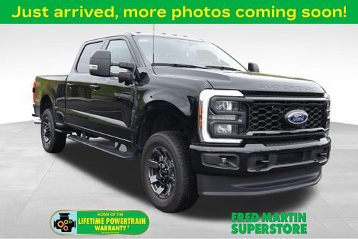 Black Metallic 2024 Ford F-250 XLT