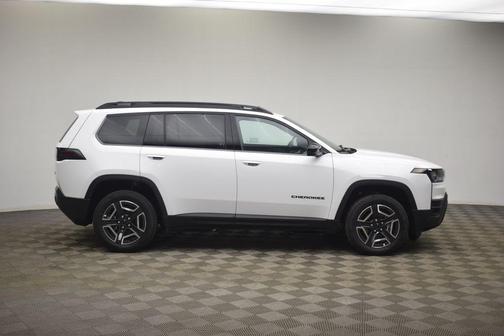 2026 Jeep Cherokee LAREDO/LIMITED