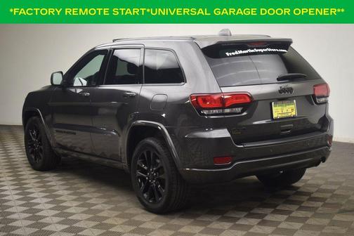 Granite Crystal Clearcoat Metallic 2020 Jeep Grand Cherokee Altitude