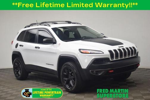 Bright White Clearcoat 2017 Jeep Cherokee Trailhawk