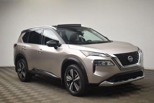 Brilliant Silver / Black 2022 Nissan Rogue Platinum