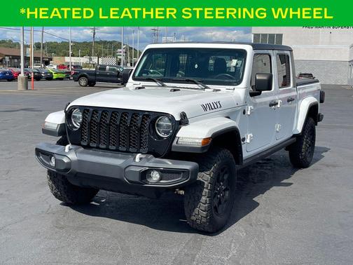 2022 Jeep Gladiator Sport