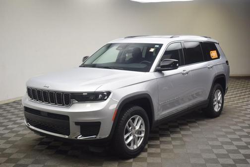 2021 Jeep Grand Cherokee L Laredo