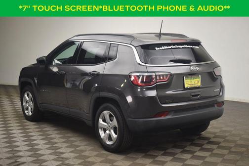 Granite Crystal Clearcoat Metallic 2019 Jeep Compass Latitude
