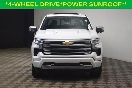 Iridescent Pearl Tricoat 2025 Chevrolet Silverado 1500 High Country
