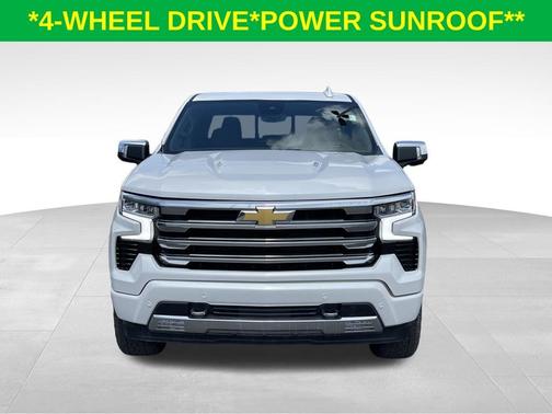 Iridescent Pearl Tricoat 2025 Chevrolet Silverado 1500 High Country