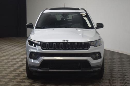 Silver Zynith 2026 Jeep Compass Latitude
