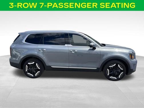 Everlasting Silver 2024 Kia Telluride EX
