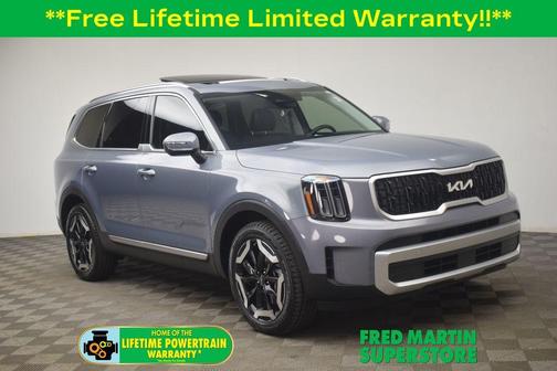 Everlasting Silver 2024 Kia Telluride EX