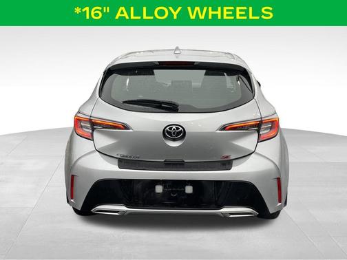 2022 Toyota Corolla Hatchback SE