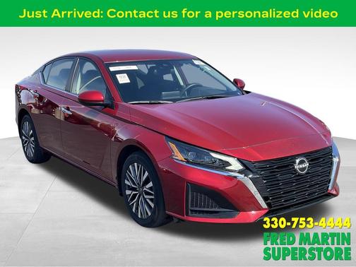 Scarlet Ember 2023 Nissan Altima 2.5 SV