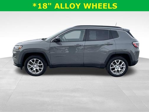 2024 Jeep Compass Latitude Lux